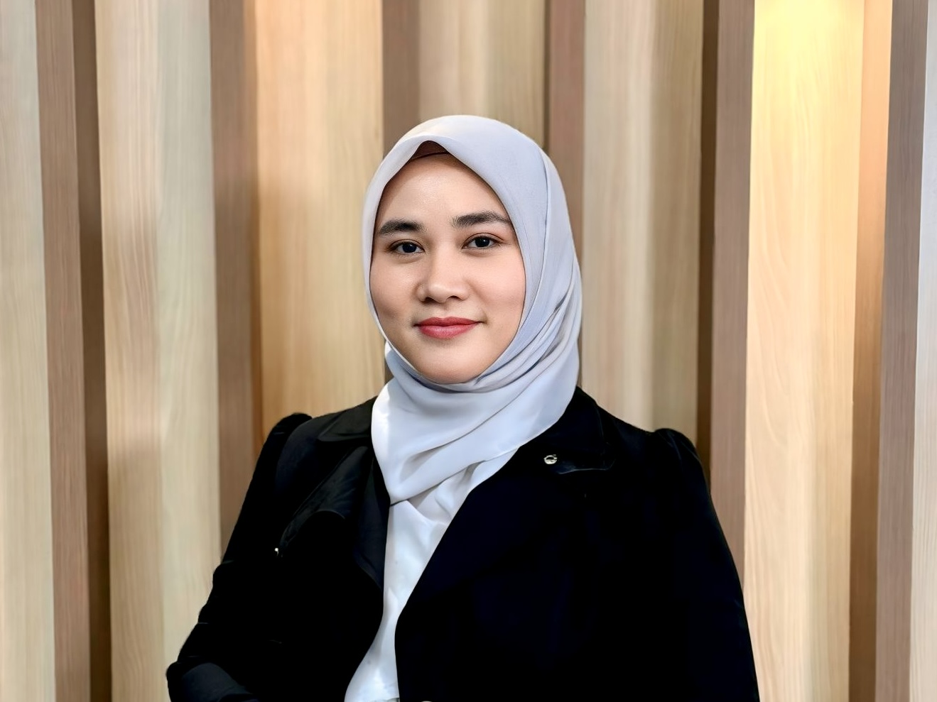 Dr. Neni Susilawati